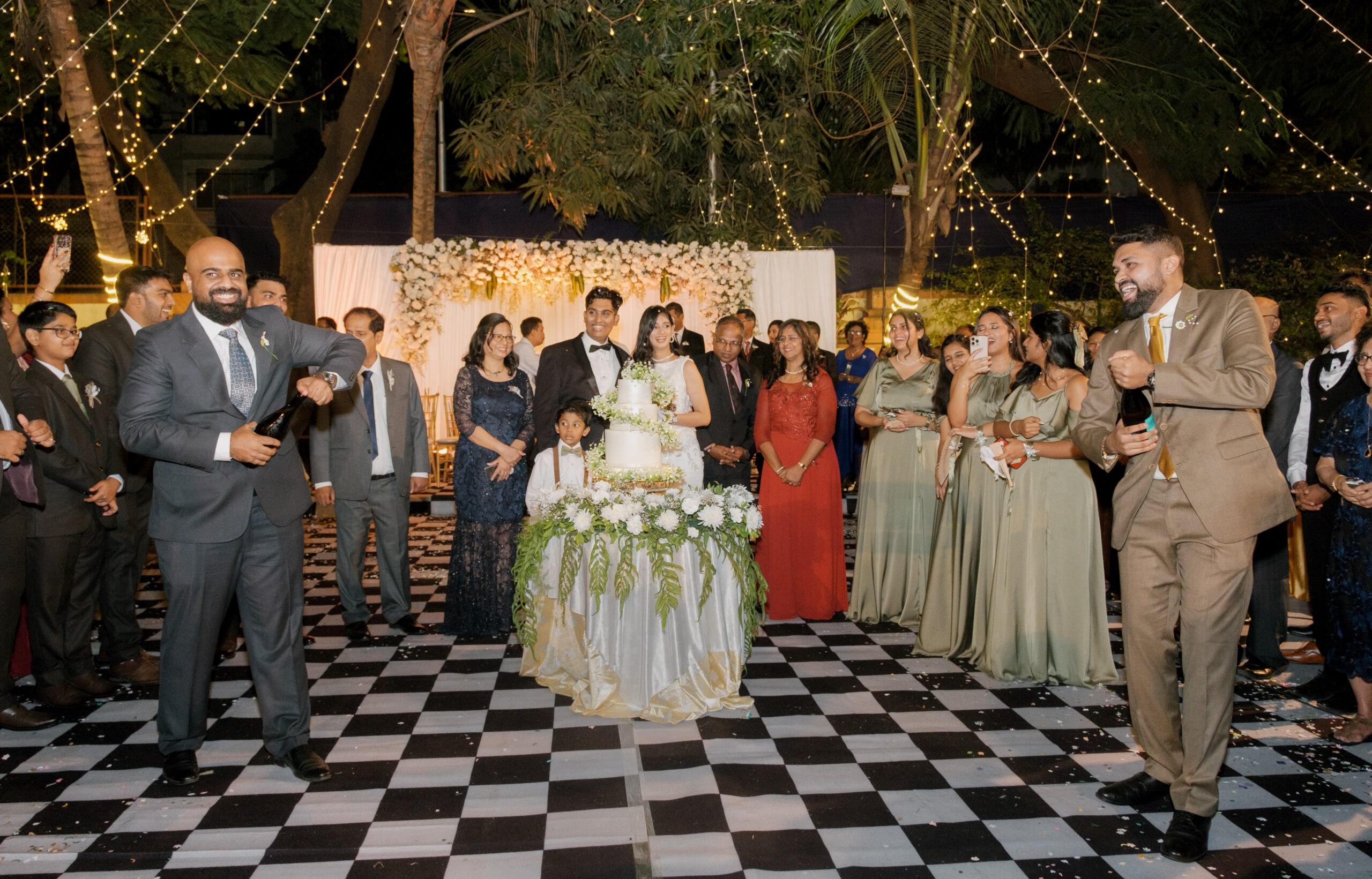 First Glimpse-0051-1020